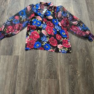 White House Black Market Long Sleeve Organza Sleeve Blouse